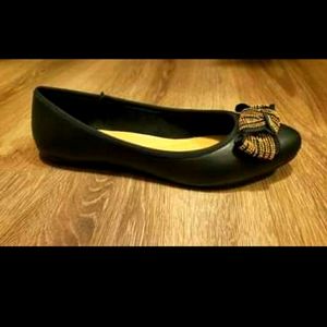 SOLD- La Chateau Ballerina pumps